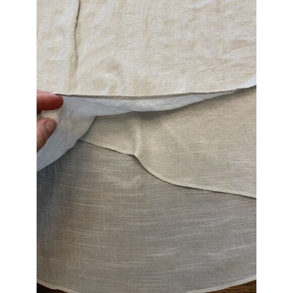 I.N. Studio Woman Beige Top with Bell Pompom Sleeve Size 1X Boho - Picture 2 of 9